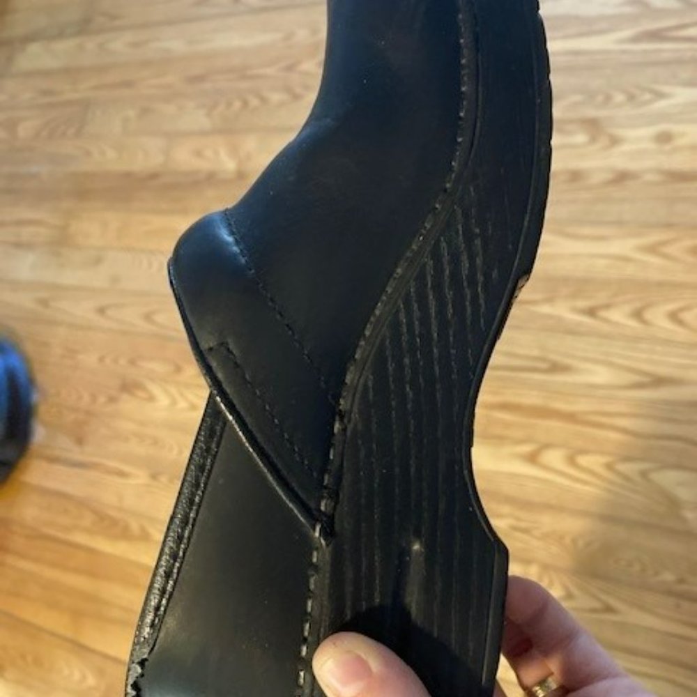 Dansko Size 37 Professional Black Oiled Leather Clogs - Picture 4 of 8